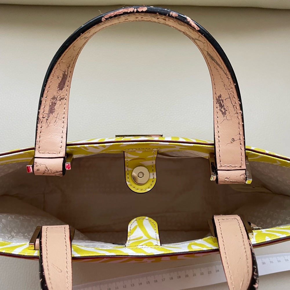 Stylish Yellow Patterned Handbag - image 4